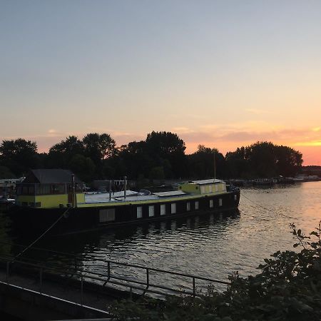 The Island Houseboat Bed and Breakfast Amsterdam Esterno foto